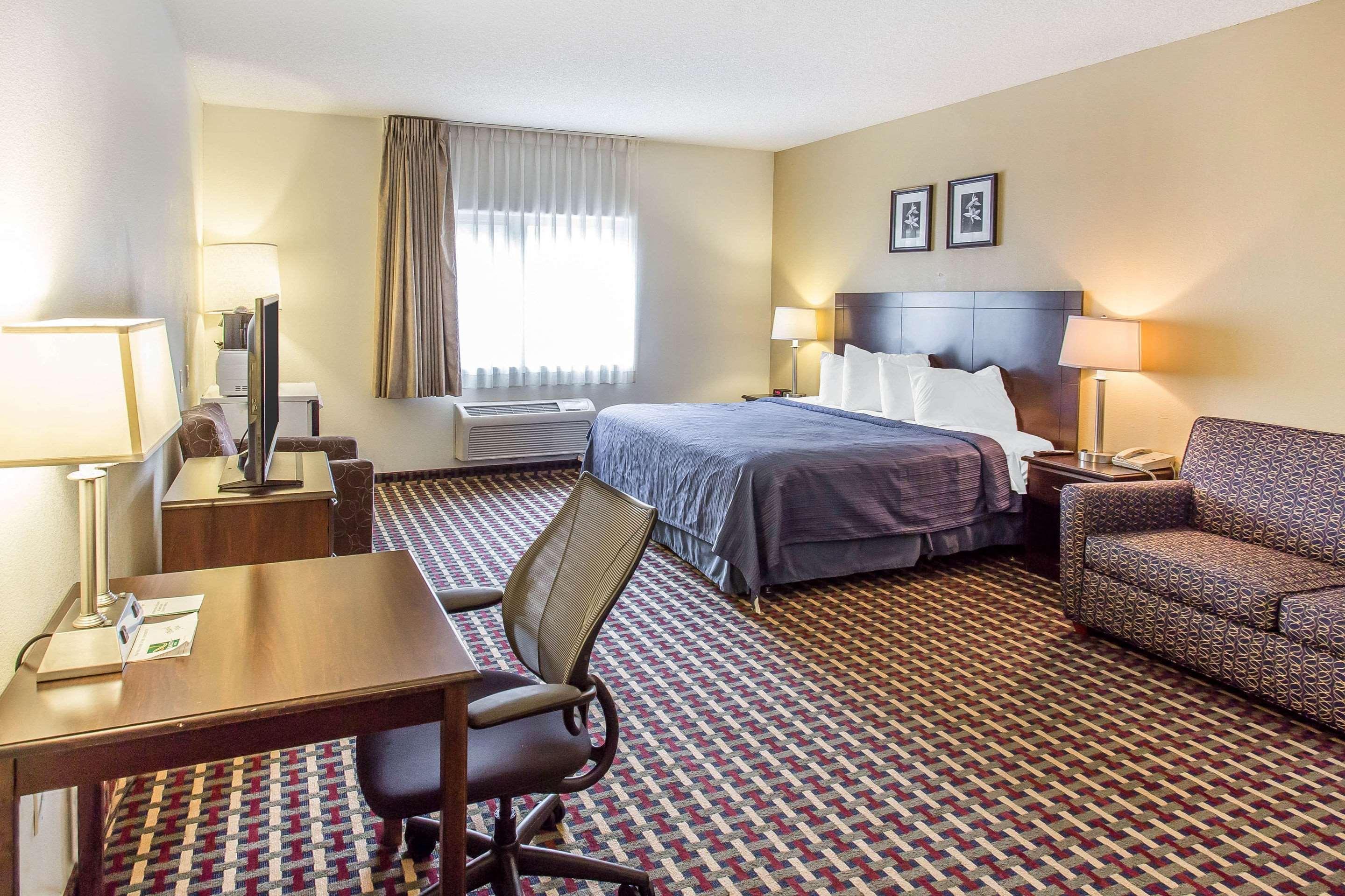 Quality Inn & Suites Lakewood - Denver Southwest Ngoại thất bức ảnh