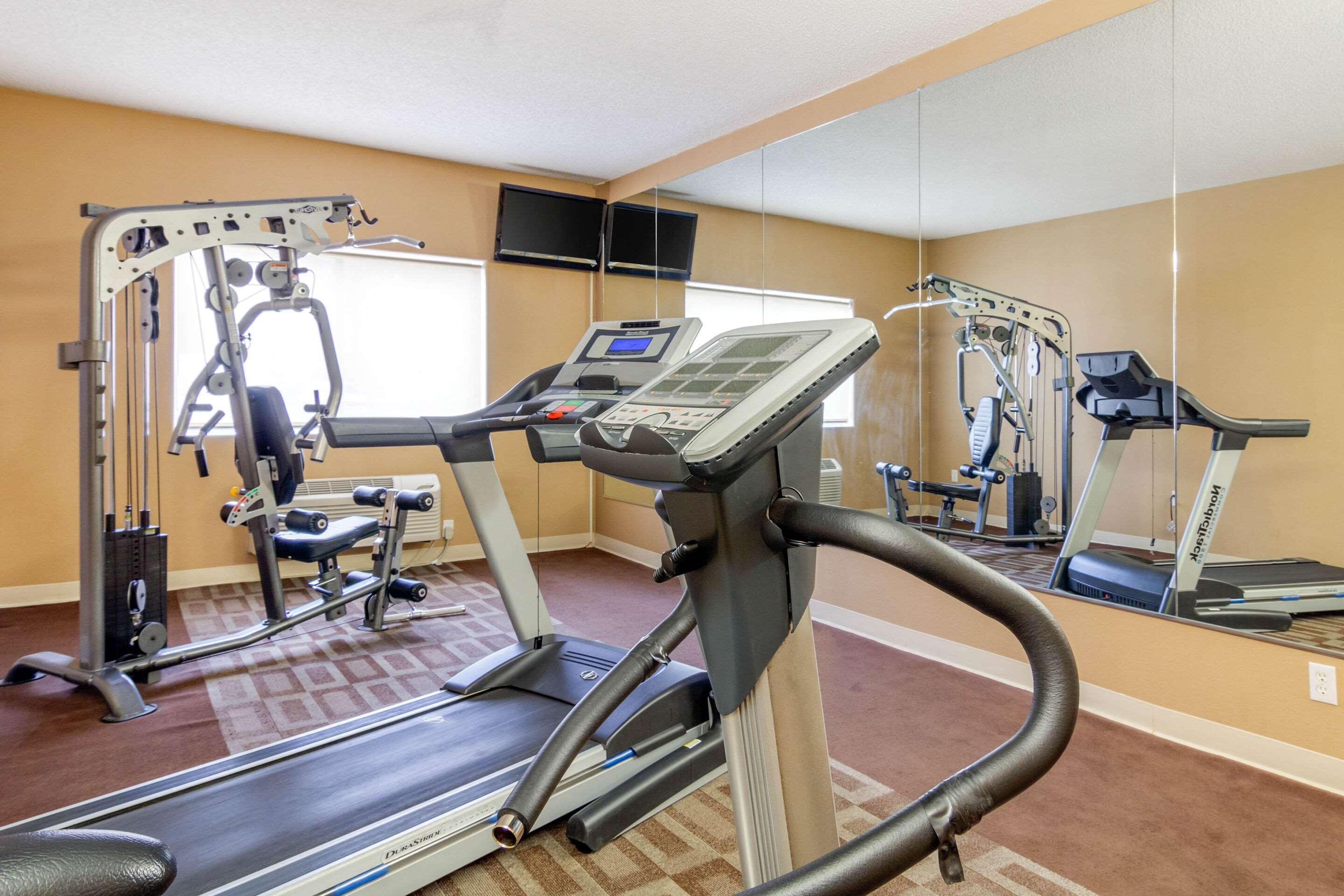 Quality Inn & Suites Lakewood - Denver Southwest Ngoại thất bức ảnh