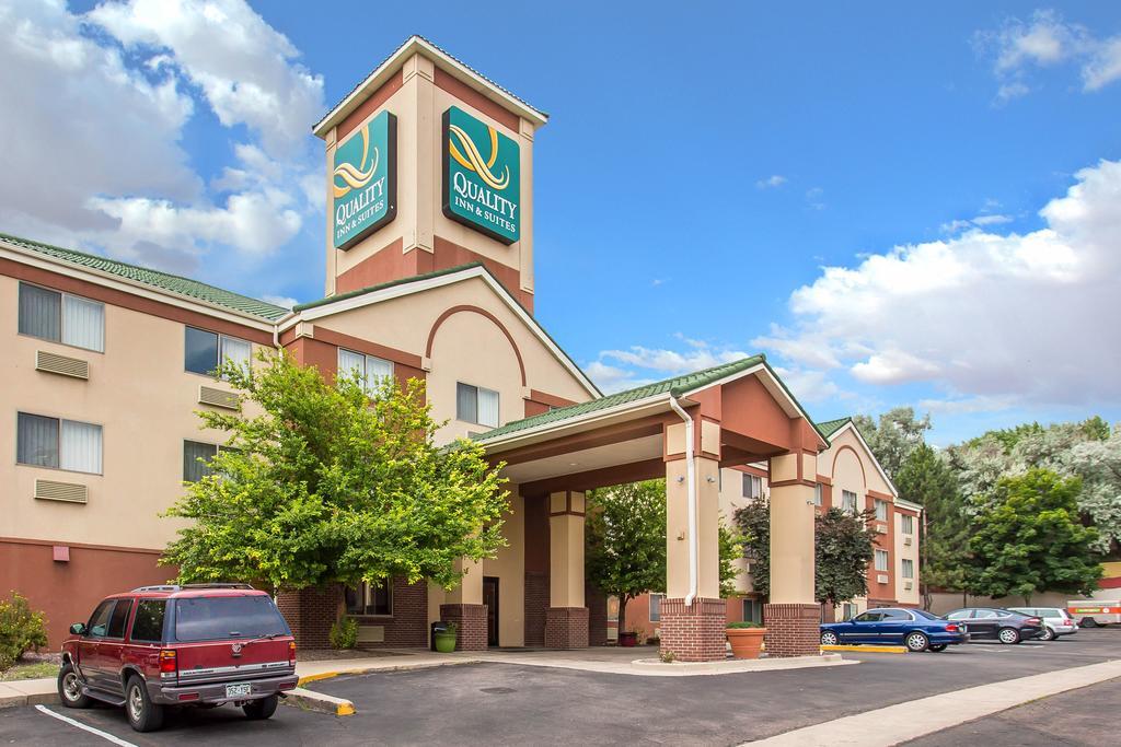 Quality Inn & Suites Lakewood - Denver Southwest Ngoại thất bức ảnh