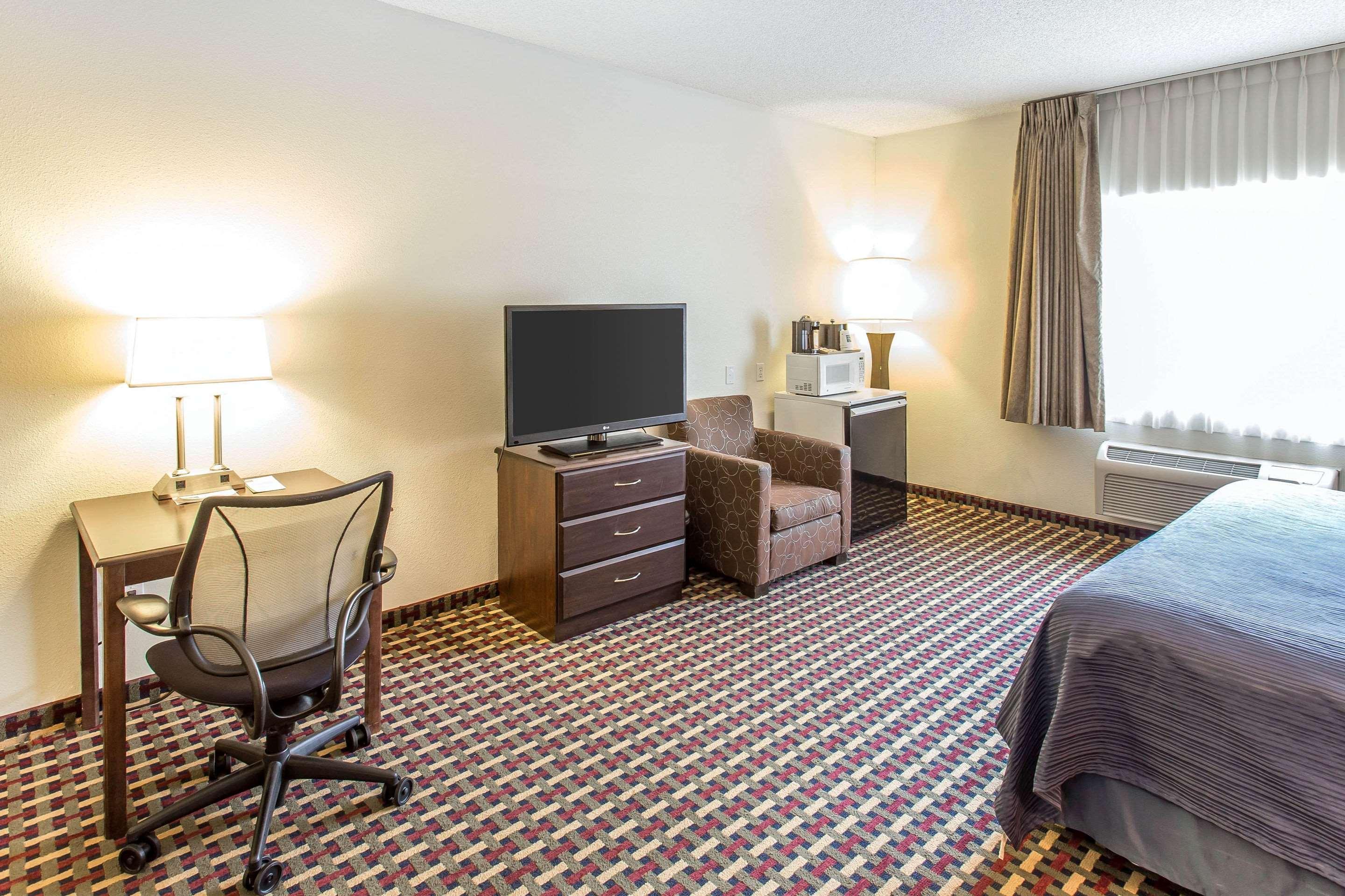 Quality Inn & Suites Lakewood - Denver Southwest Ngoại thất bức ảnh