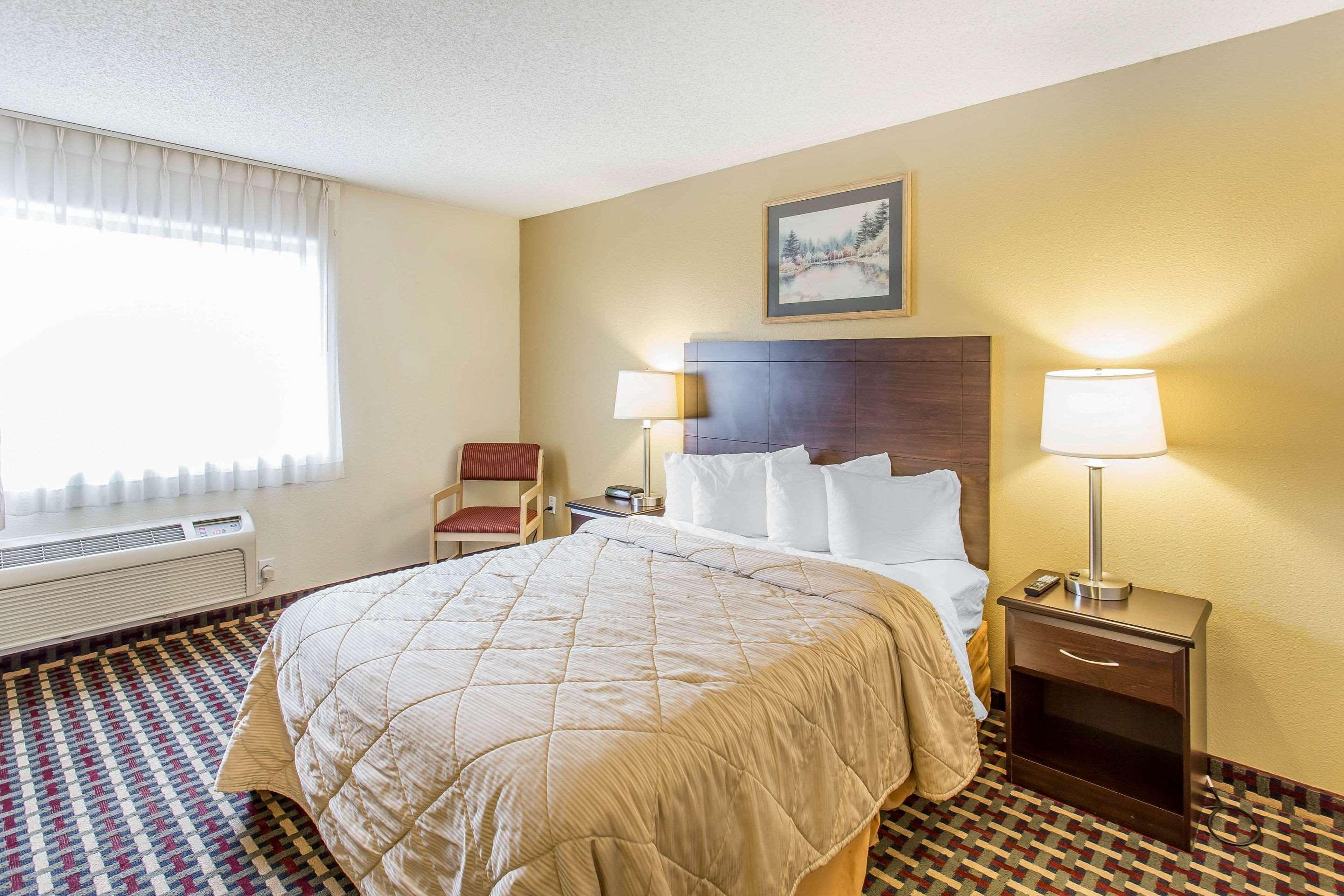 Quality Inn & Suites Lakewood - Denver Southwest Ngoại thất bức ảnh